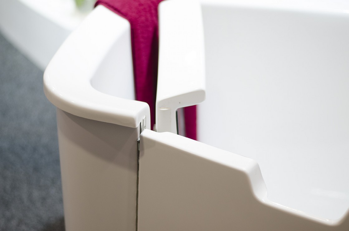 Walk In Bath AQVA Australian Made Luxury Baths & Spas